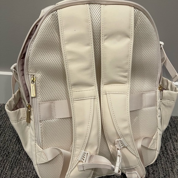 Issac Mizrahi backpack. - Picture 5 of 5